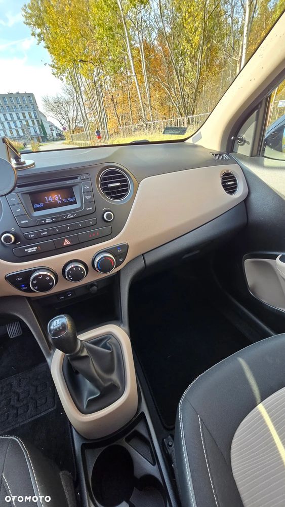 Hyundai i10 - 12