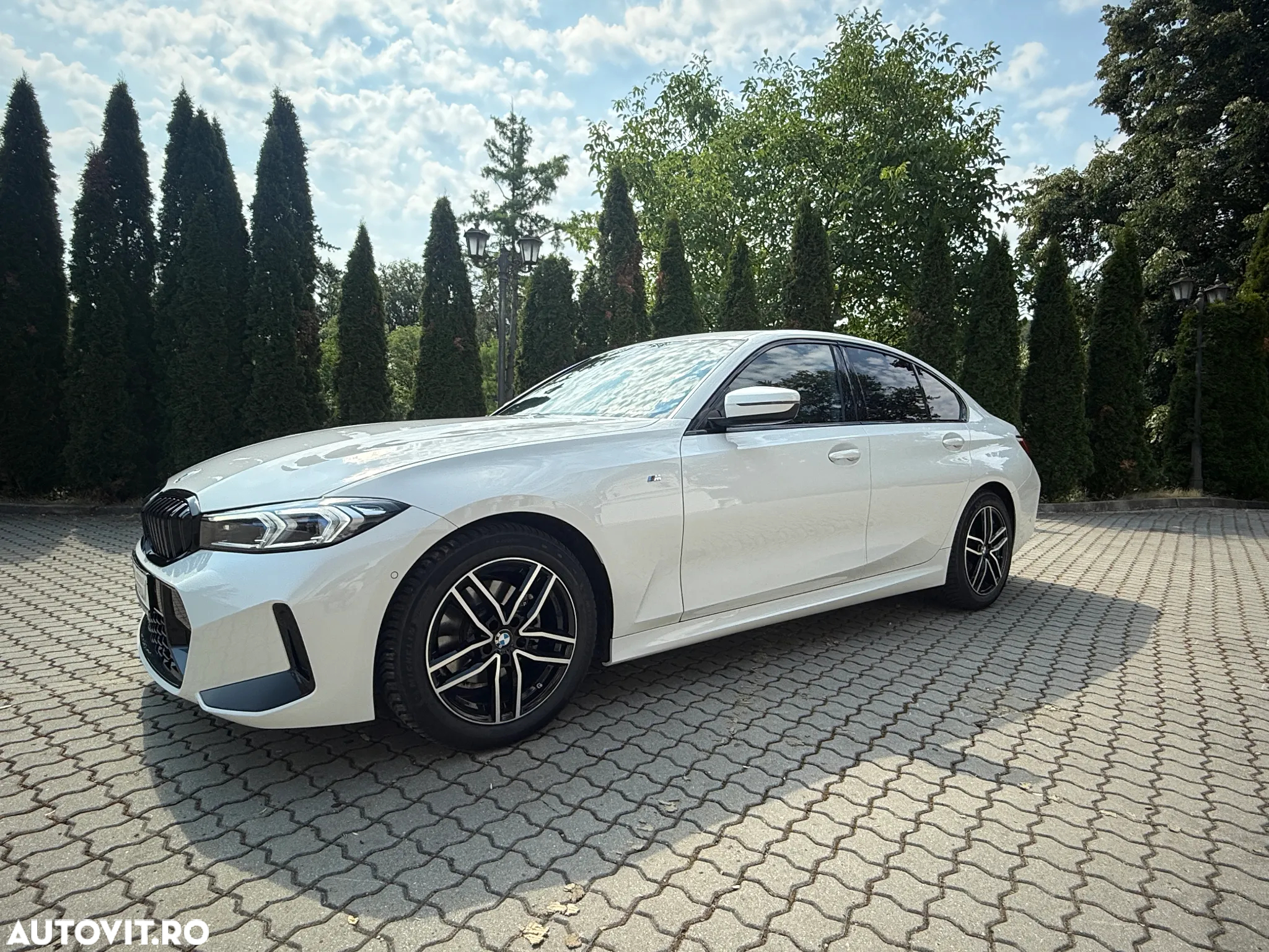 BMW Seria 3 320i AT - 2