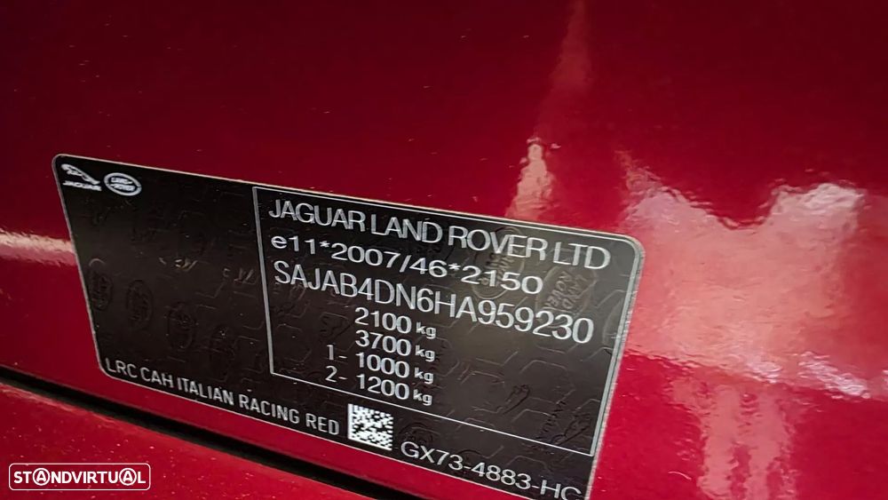 Jaguar XE 2.0 D R-Sport - 48