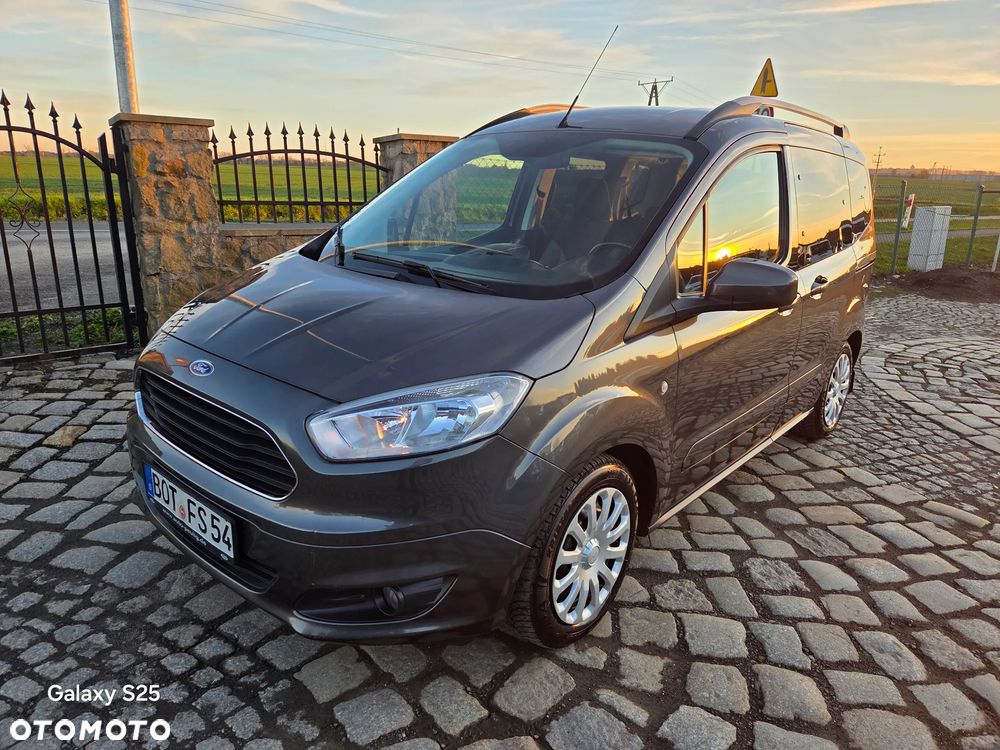 Ford Tourneo Courier 1.0 EcoBoost S&S Titanium