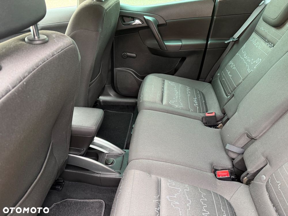 Opel Meriva - 27