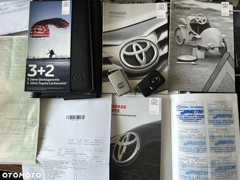 Toyota Avensis - 8