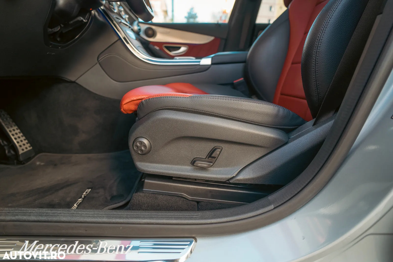 Mercedes-Benz GLC Coupe 200 d 4Matic 9G-TRONIC AMG Line - 17