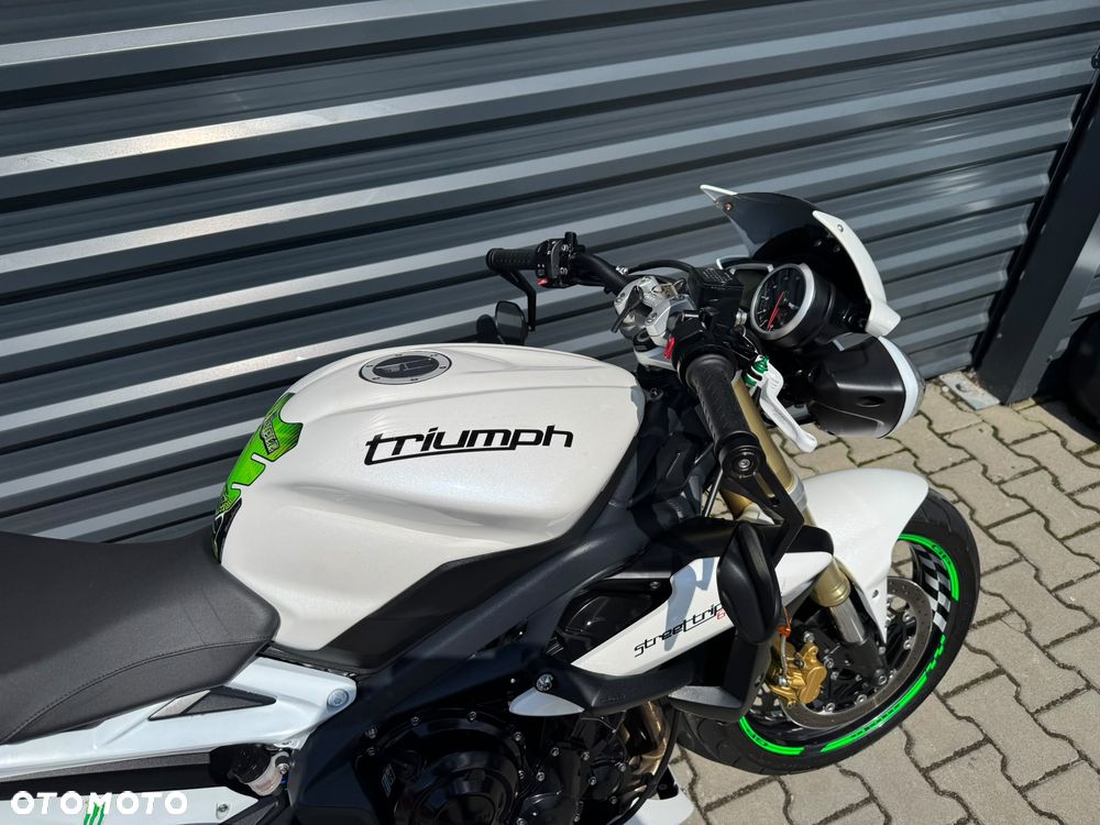 Triumph Street Triple - 14