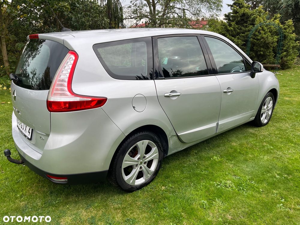 Renault Grand Scenic - 2
