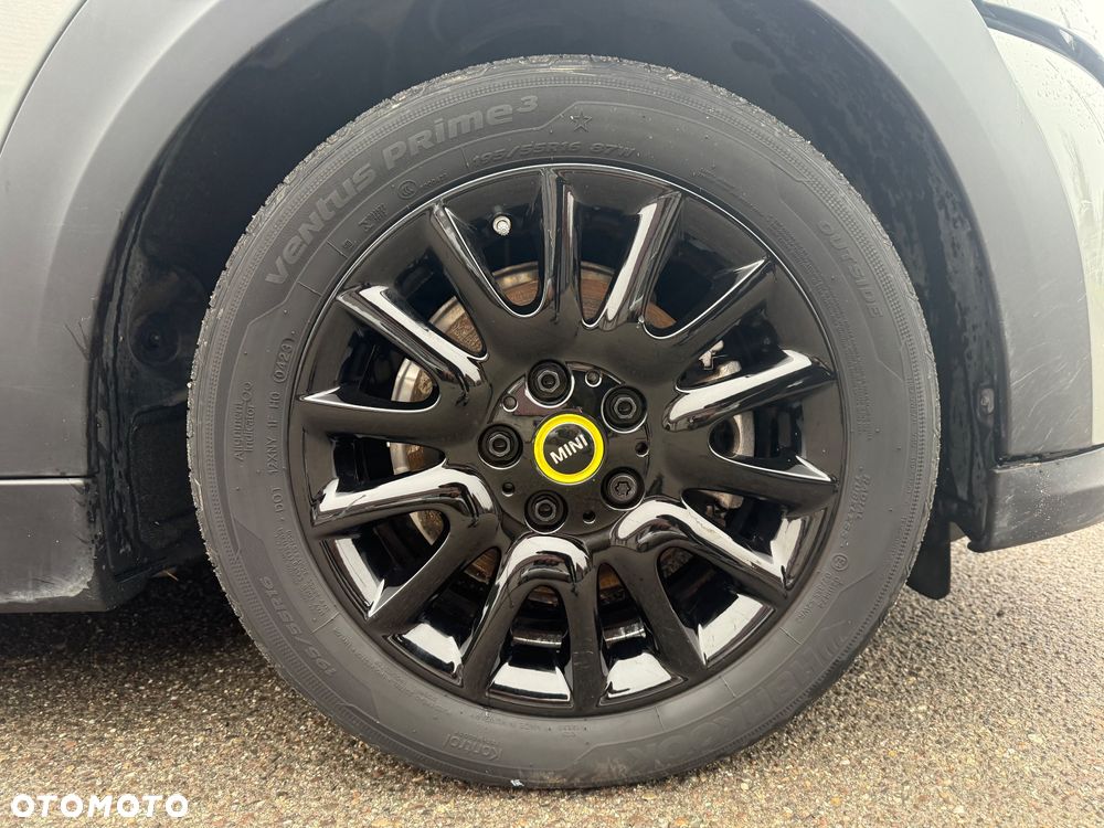 MINI Cooper SE Essential Trim - 17