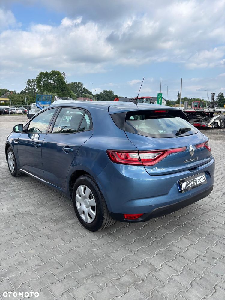 Renault Megane ENERGY TCe 100 EXPERIENCE - 4