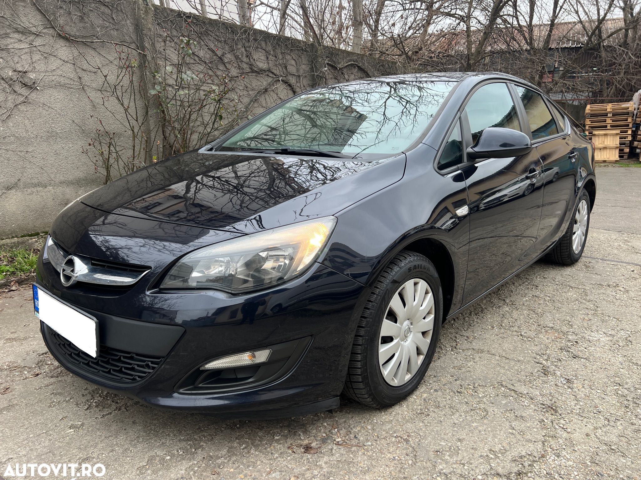 Opel Astra 1.6 TWINPORT ECOTEC Cosmo Aut - 1