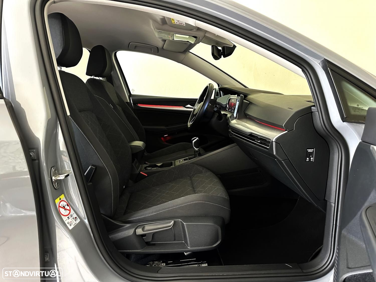 VW Golf 1.0 TSI Life - 20