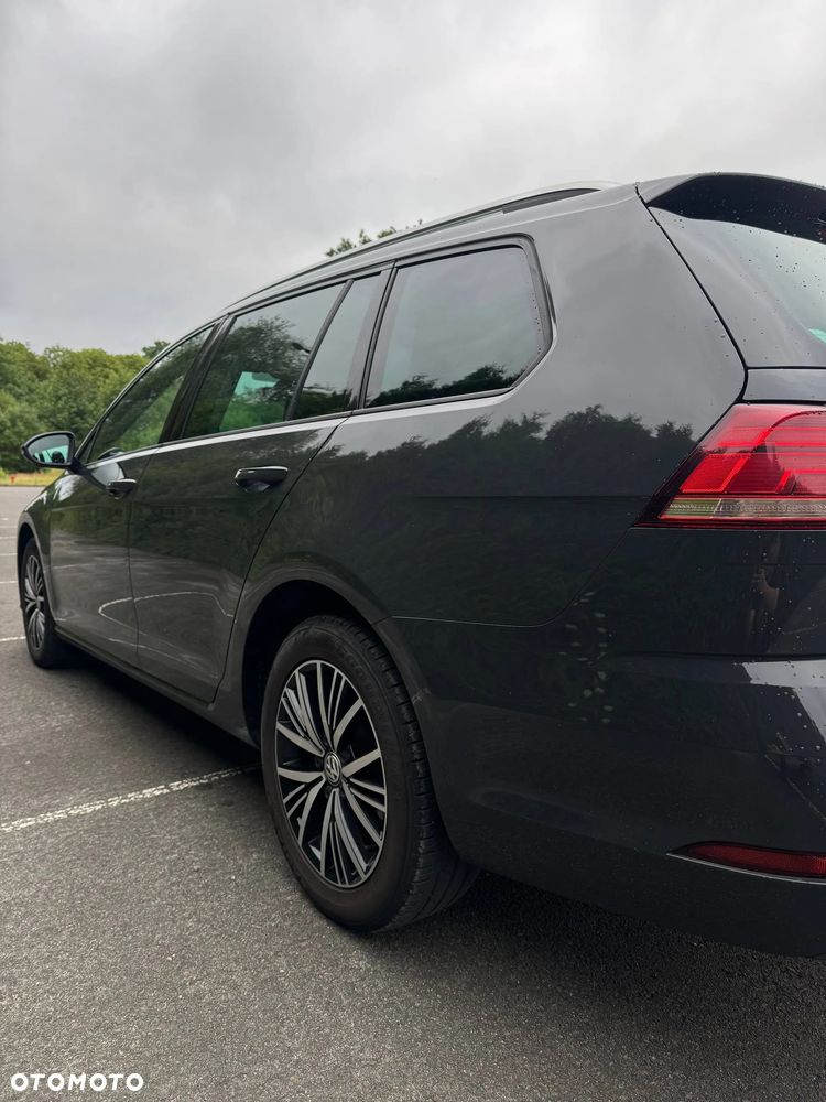 Volkswagen Golf - 15