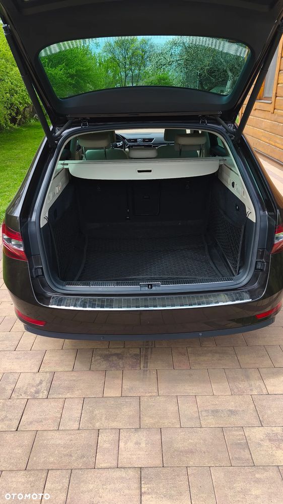 Skoda Superb 1.8 TSI L&K DSG - 15