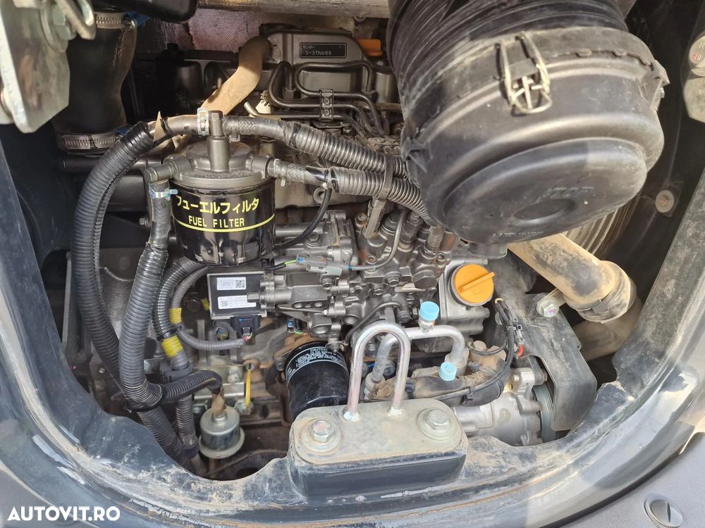 Hitachi ZX33U-6, Masa Operationala 3,7t, 2023, 1.305h, CUPLA RAPIDA HIDRAULICA+3 CUPE NOI, SistemAntifurt, Inst picon, senile 80% bune, Aer conditionat, Adancime sapare 5m, Ridica 2,8tone, Motor 25CP, posibilitate leasing 4 ani, CA NOU-PROMOTIE 36900 EUR+Tva - 17