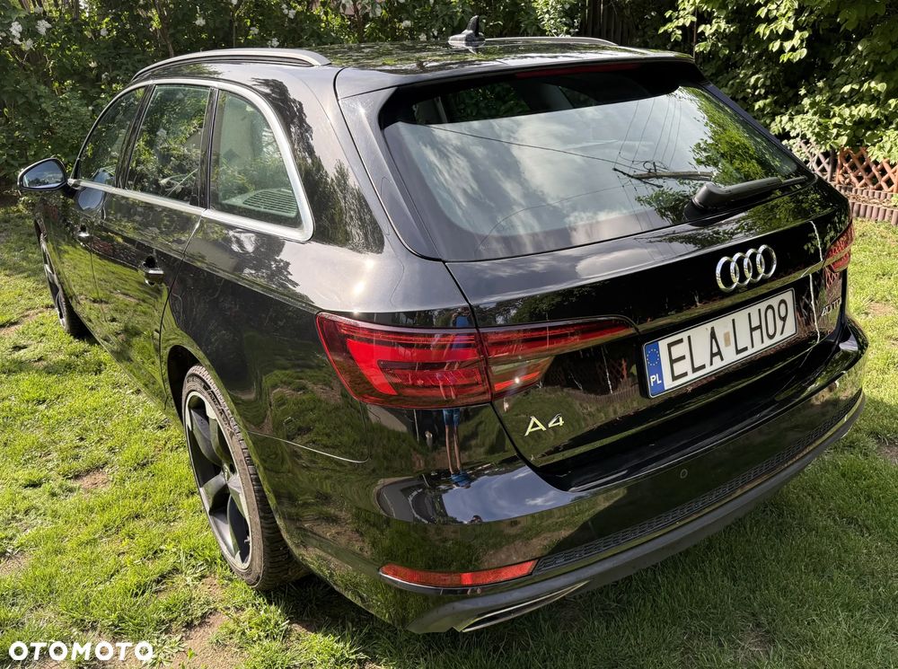 Audi A4 Avant 40 TDI S tronic - 4