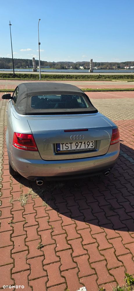 Audi A4 Cabrio 1.8 T multitronic - 14