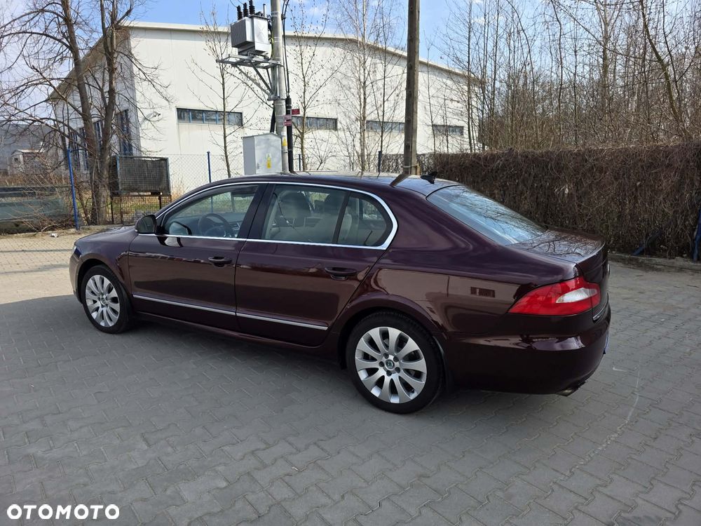 Skoda Superb 1.8 TSI DSG Comfort - 10