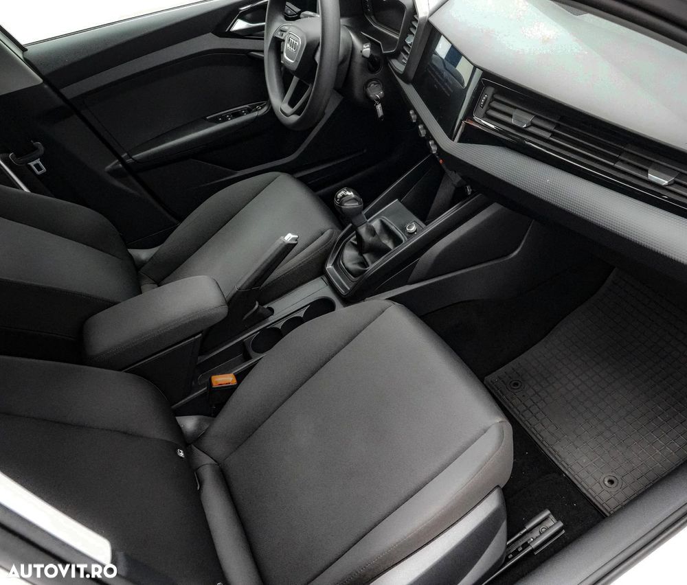 Audi A1 Sportback 25 TFSI Advanced - 12