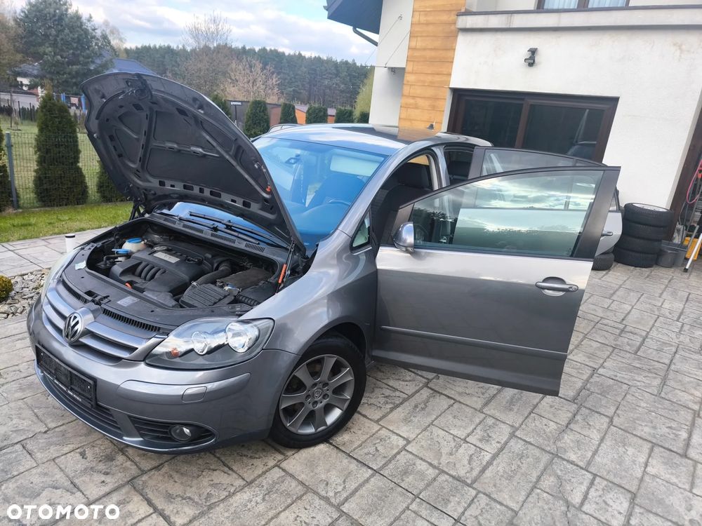 Volkswagen Golf Plus 1.6 Automatik Tour - 2