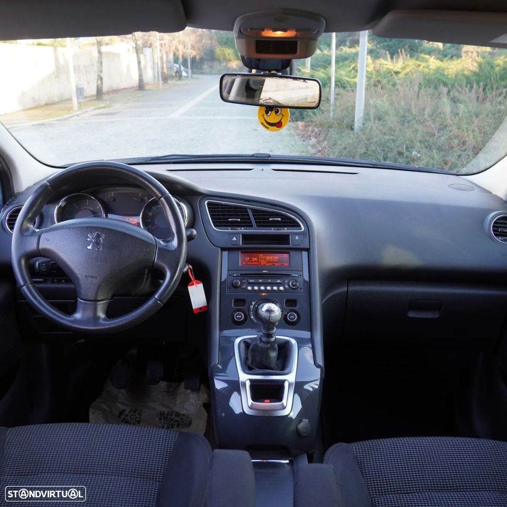 Peugeot 5008 1.6 HDi Premium - 19