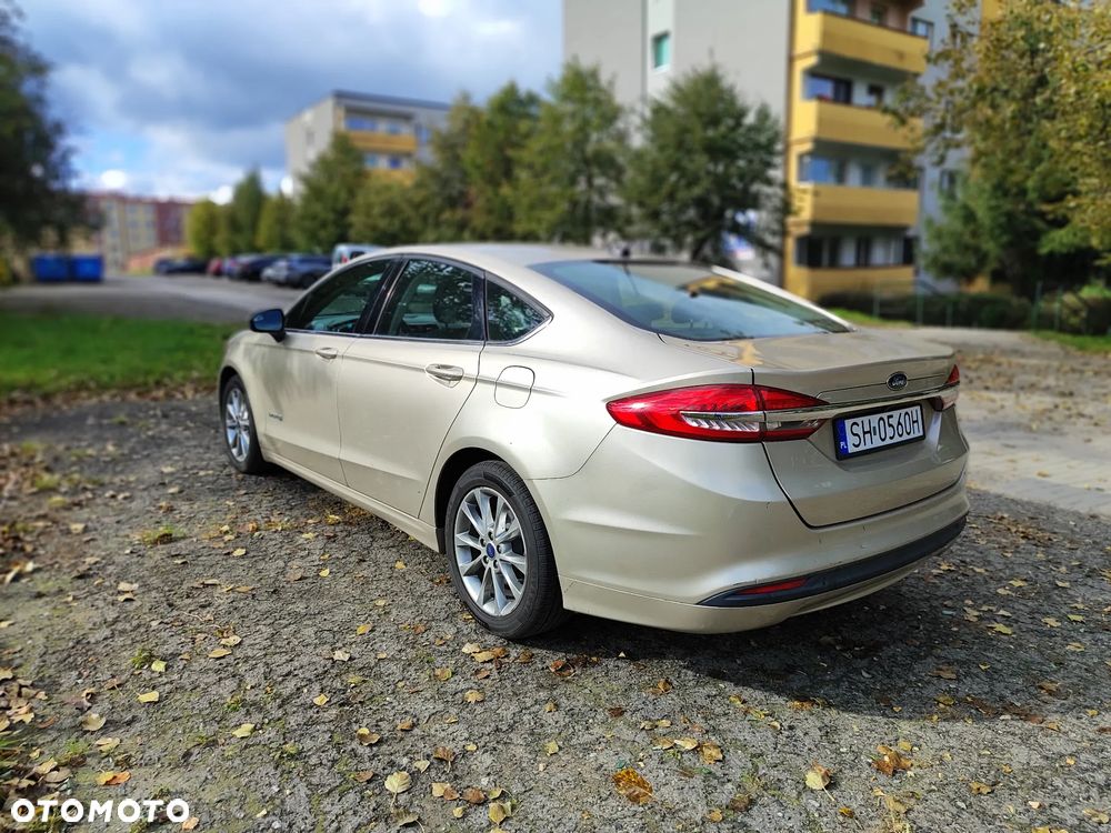 Ford Fusion - 6