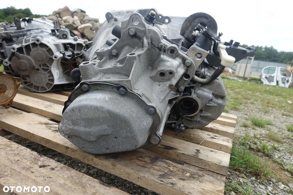 SKRZYNIA BIEGÓW BERLINGO IV PARTNER 1.5 HDI BLUE 20ET52 - 2