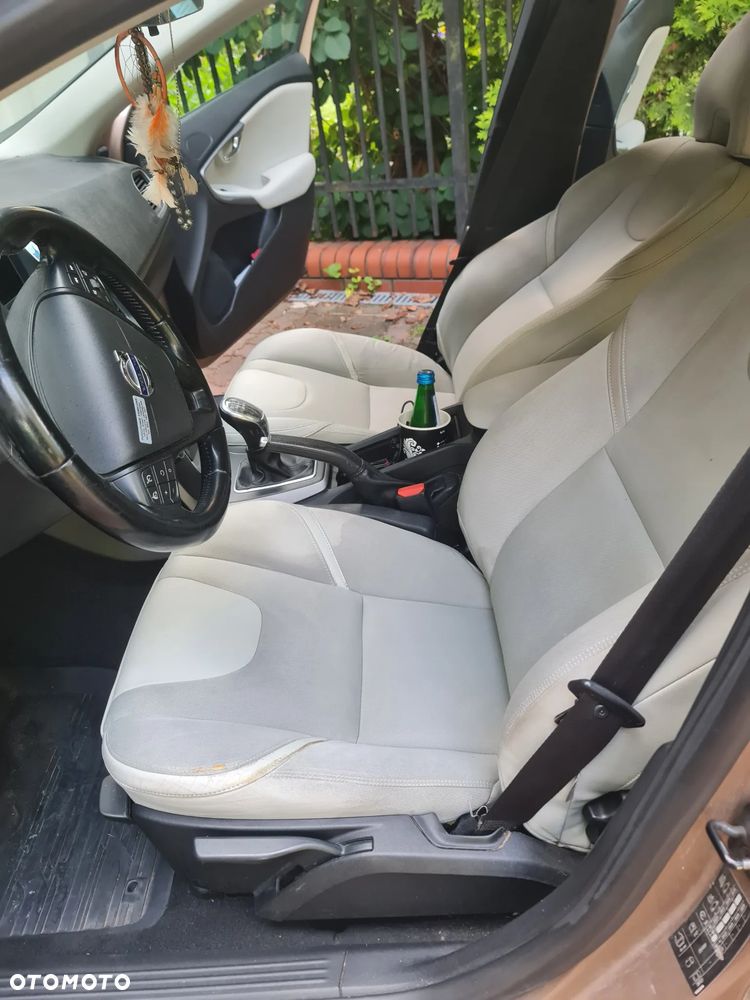 Volvo V40 T3 Kinetic - 10