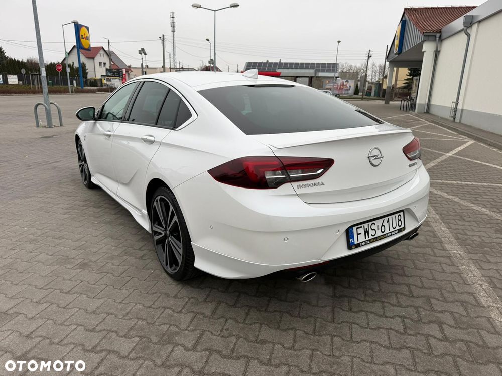 Opel Insignia 2.0 T 4x4 Innovation S&S - 6