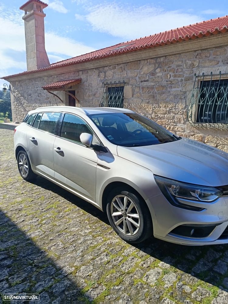 Renault Mégane Sport Tourer 1.5 dCi Zen - 2