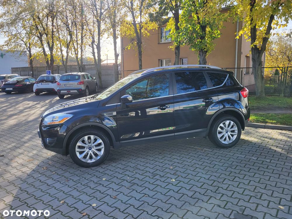 Ford Kuga 2.0 TDCi 2x4 Titanium - 8