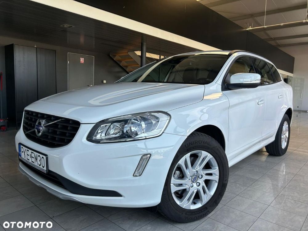 Volvo XC 60 D3 Drive-E Momentum - 1