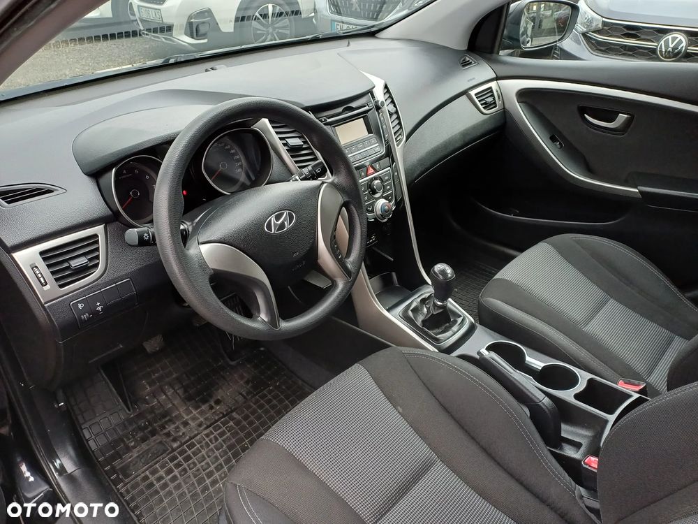 Hyundai i30 1.4 Classic + - 14