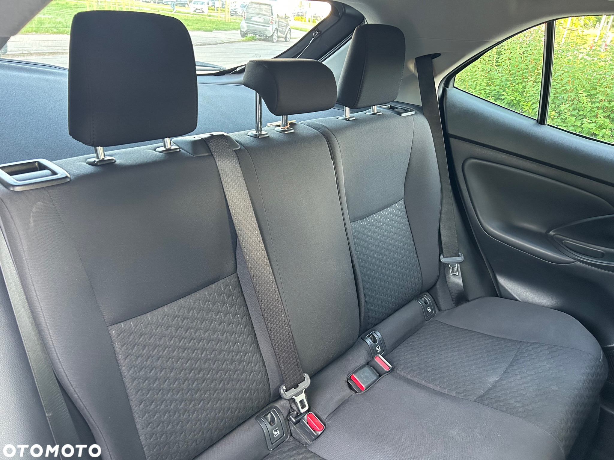 Toyota Yaris Hybrid 1.5 Comfort - 16