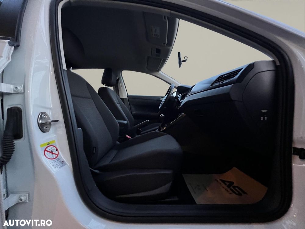 Volkswagen Polo 1.0 Trendline - 24