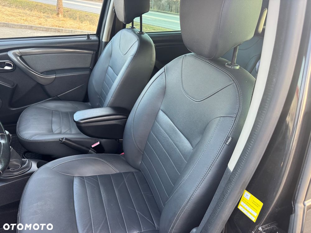 Dacia Duster TCe 125 4x2 Blackshadow - 12