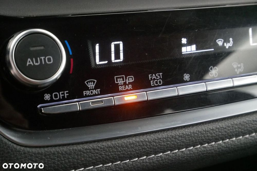 Toyota Corolla 1.8 Hybrid Comfort - 23