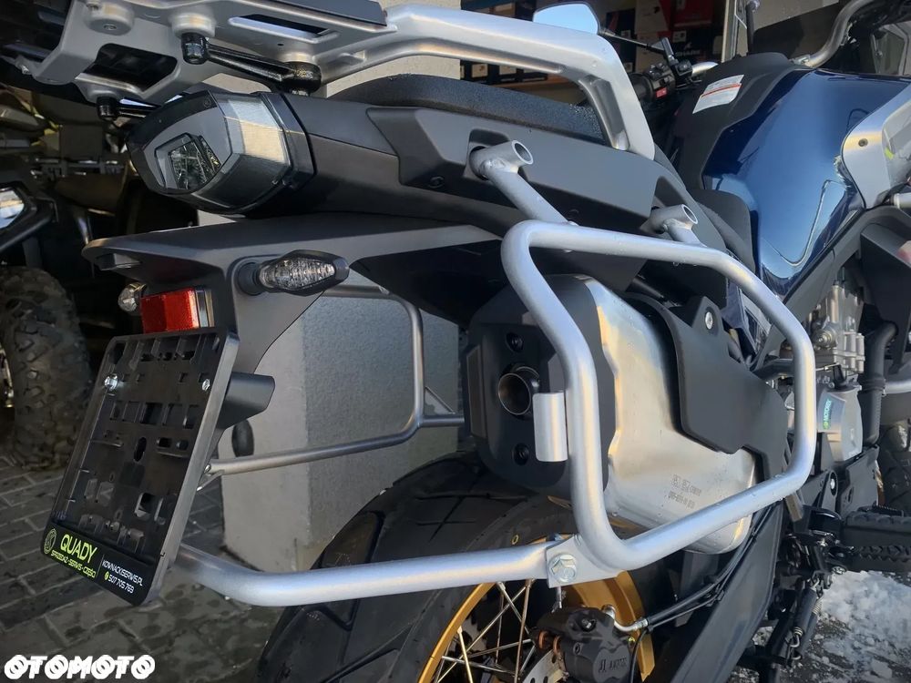 CFMoto MT - 14