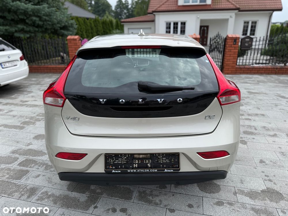 Volvo V40 D2 - 7