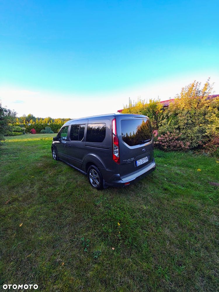 Ford Tourneo Connect Grand - 36