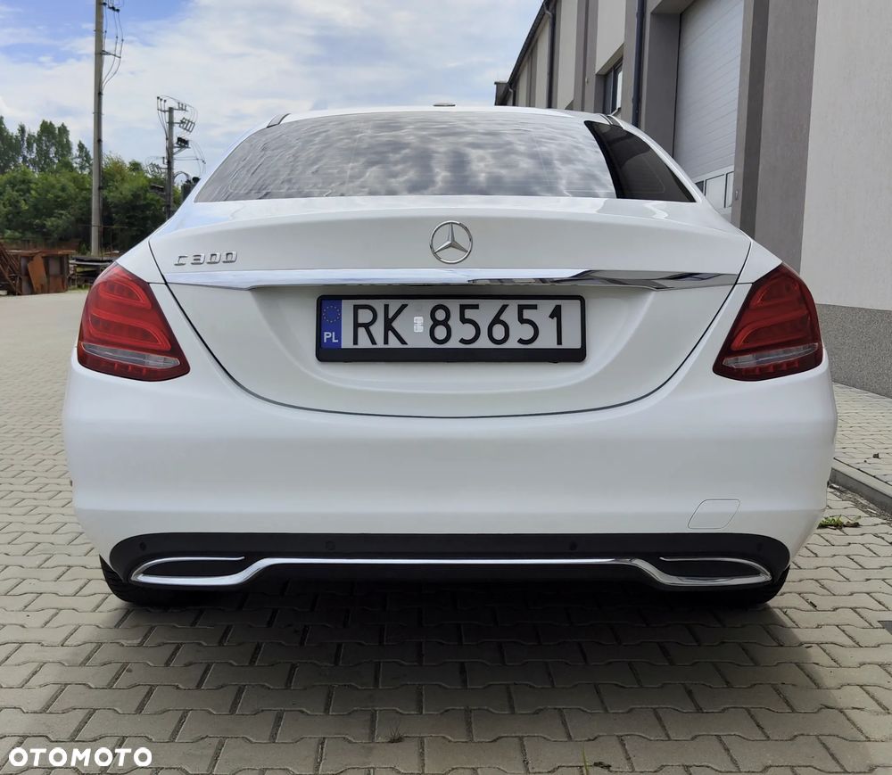 Mercedes-Benz Klasa C 300 7G-TRONIC - 12