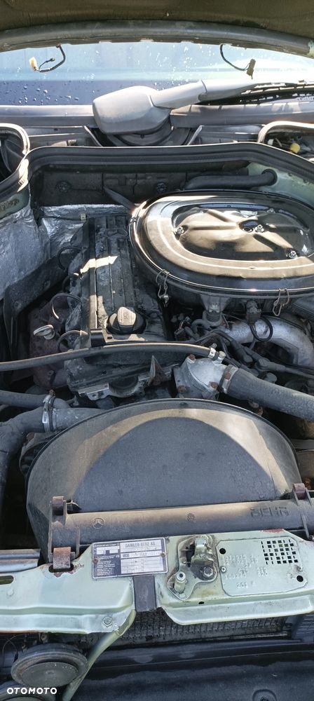 Mercedes-Benz W124 (1984-1993) - 15