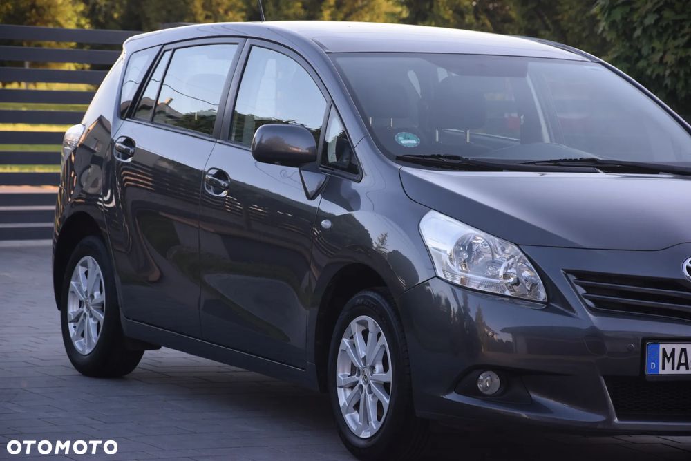 Toyota Verso - 11