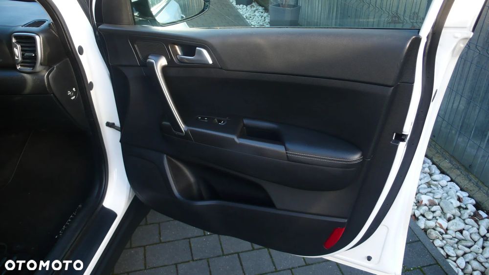 Kia Sportage 1.7 CRDI 2WD Edition 7 - 3