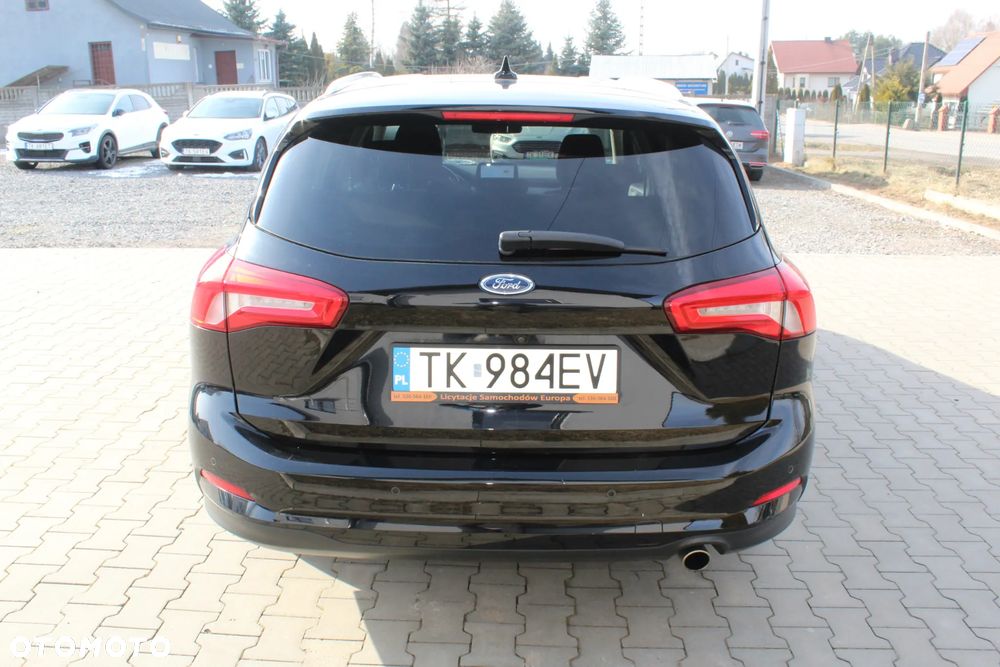 Ford Focus 2.0 EcoBlue Titanium X - 6
