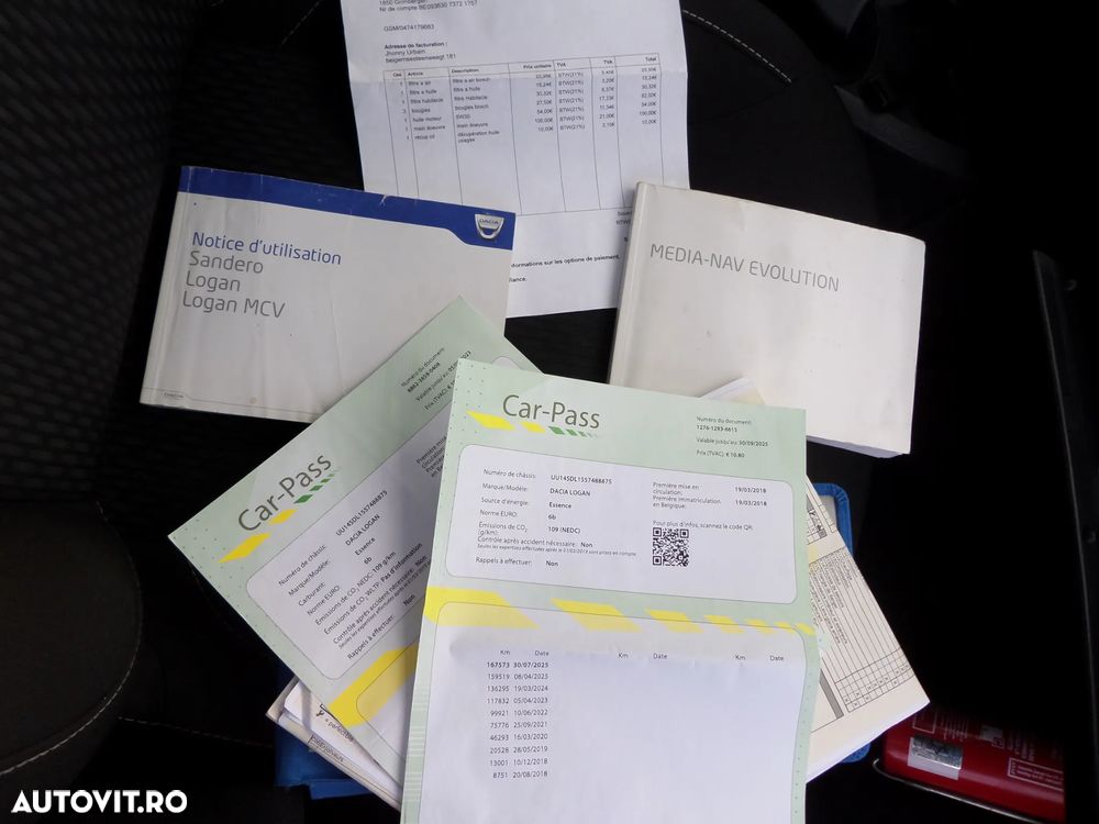 Dacia Logan 0.9 TCe Laureate - 35