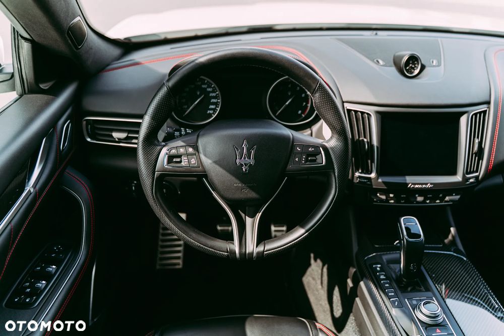 Maserati Levante S - 8