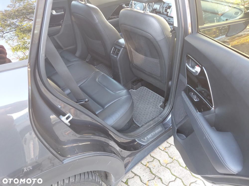 Kia Niro 1.6 GDI Hybrid L - 4