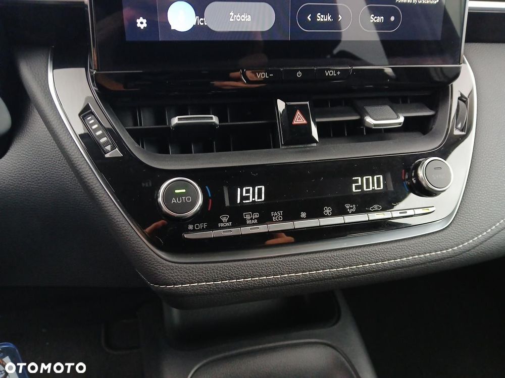 Toyota Corolla 1.5 Comfort - 29