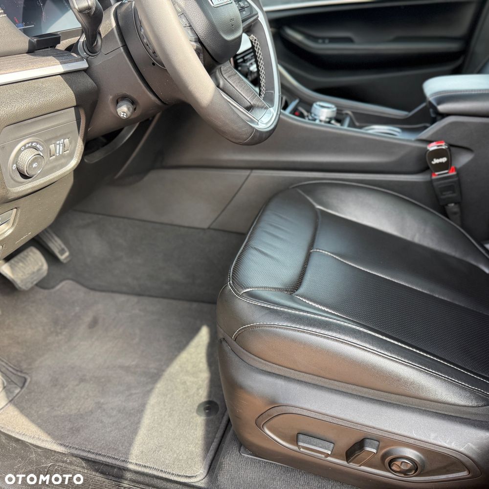 Jeep Grand Cherokee 3.6 V6 Pentastar 4WD Automatik Limited - 28