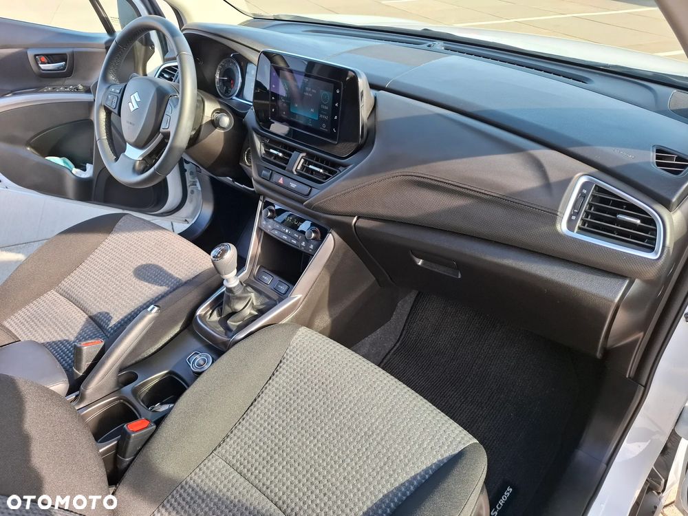 Suzuki SX4 S-Cross 1.4 SHVS Premium 4WD - 29