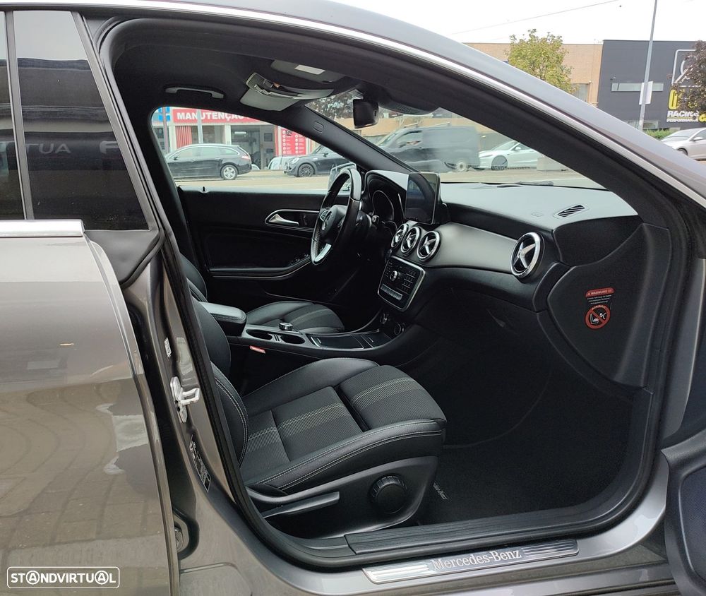 Mercedes-Benz CLA 220 d Urban Aut. - 12