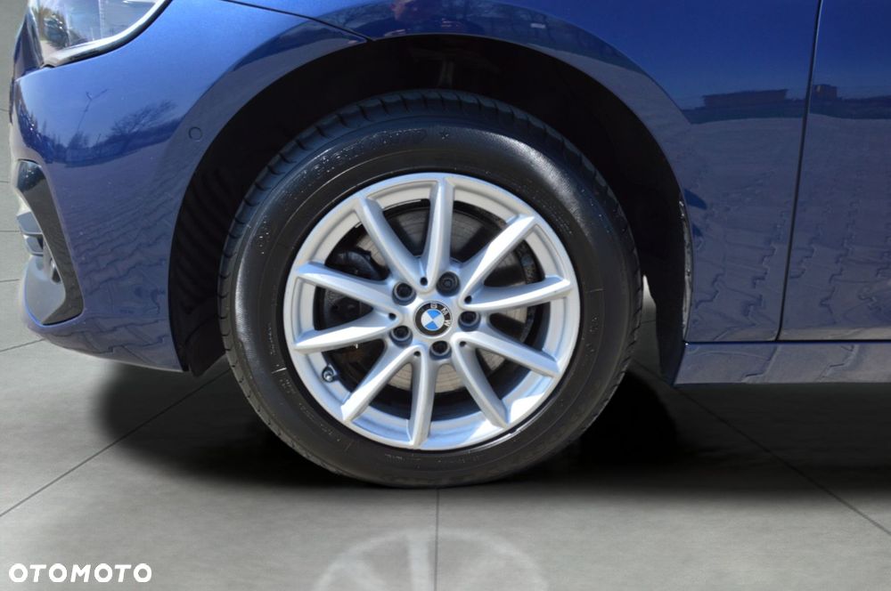 BMW Seria 2 218d - 6
